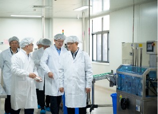 國機(jī)集團(tuán)黨委副書記、總經(jīng)理羅乾宜調(diào)研樂珠制藥